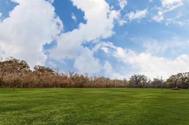 1721 W Fm 1462, Rosharon, TX 77583