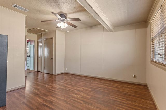 1006 W Texas Street, Denison, TX 75020