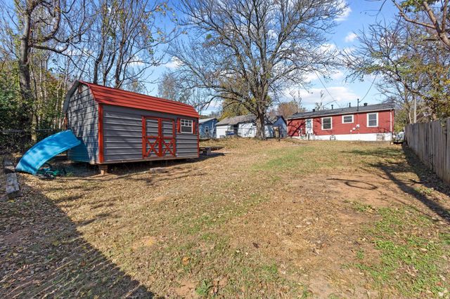 1006 W Texas Street, Denison, TX 75020