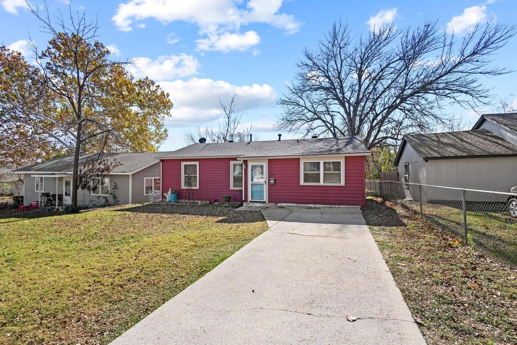 1006 W Texas Street, Denison, TX 75020