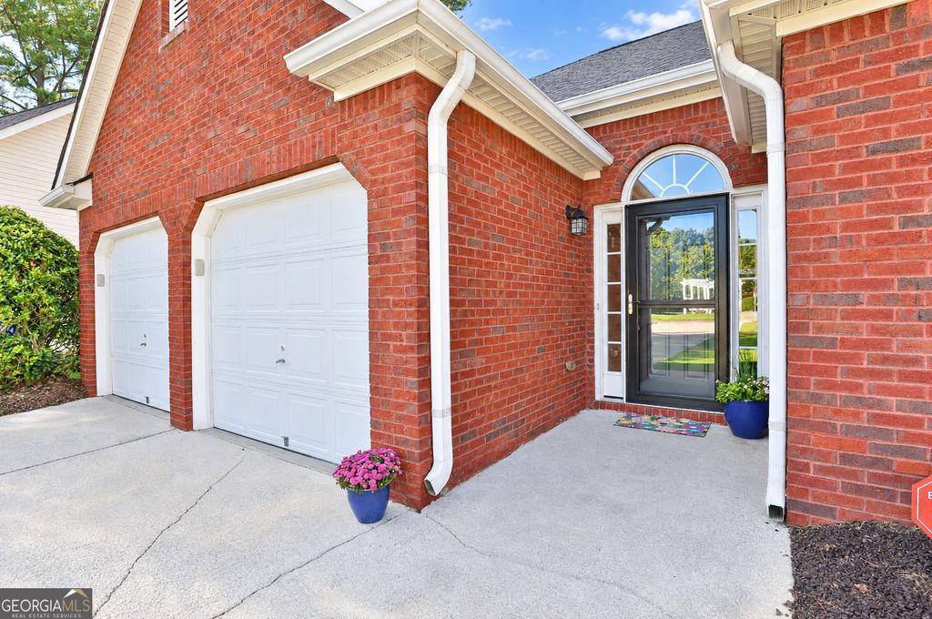 145 Cloverwood Drive, Fayetteville, GA 30215 — photo 4