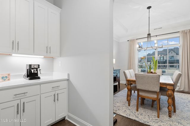 4435 Parish Row, Olive Branch, MS 38654