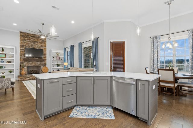 4435 Parish Row, Olive Branch, MS 38654