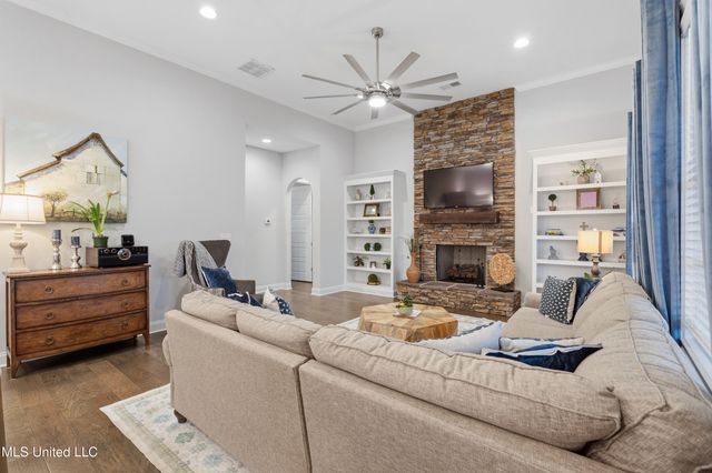 4435 Parish Row, Olive Branch, MS 38654