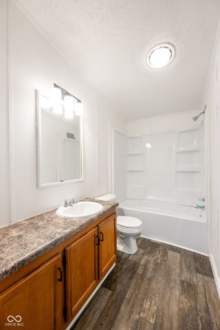 32 Martinsville Street, Greencastle, IN 46135