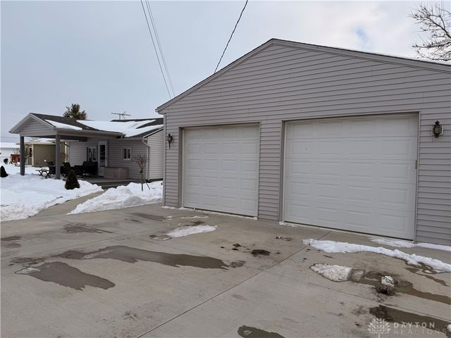 8686 National Road, Brookville, OH 45309