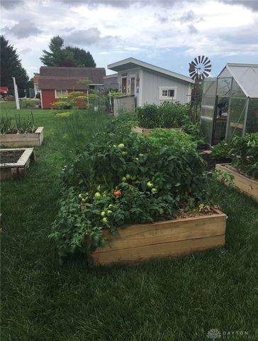 8686 National Road, Brookville, OH 45309