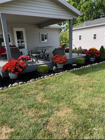 8686 National Road, Brookville, OH 45309