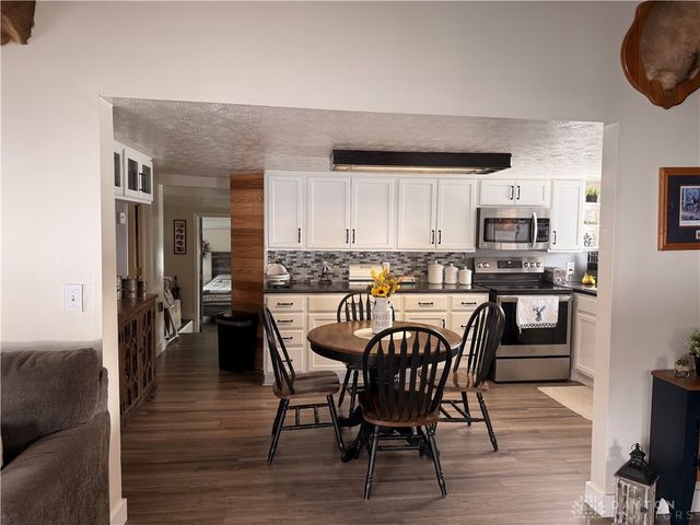 8686 National Road, Brookville, OH 45309