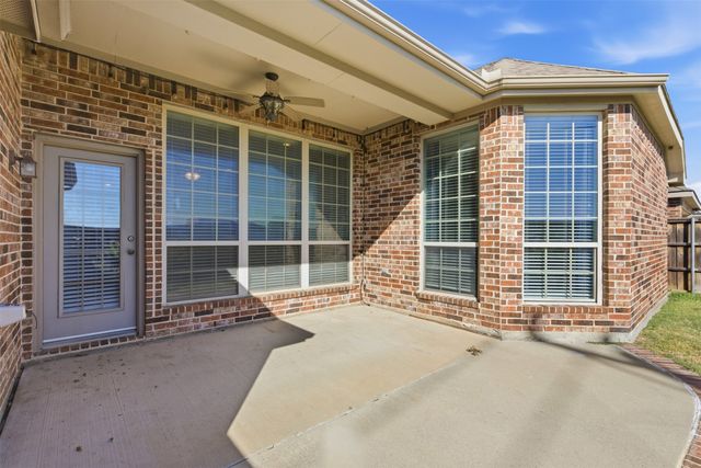 7114 Waterbury Drive, Rowlett, TX 75089