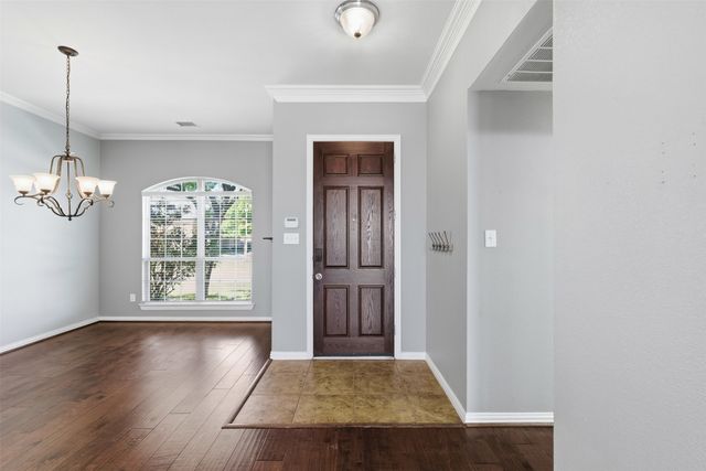 7114 Waterbury Drive, Rowlett, TX 75089