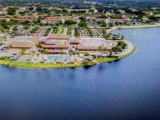 1401 SW 134th Way 305C, Pembroke Pines, FL 33027