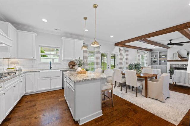 1323 Neyland Circle, Hixson, TN 37343
