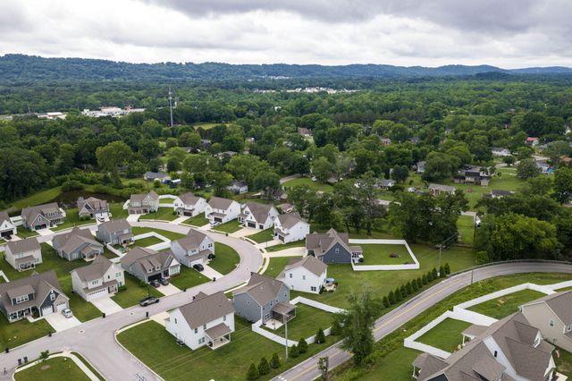 1323 Neyland Circle, Hixson, TN 37343