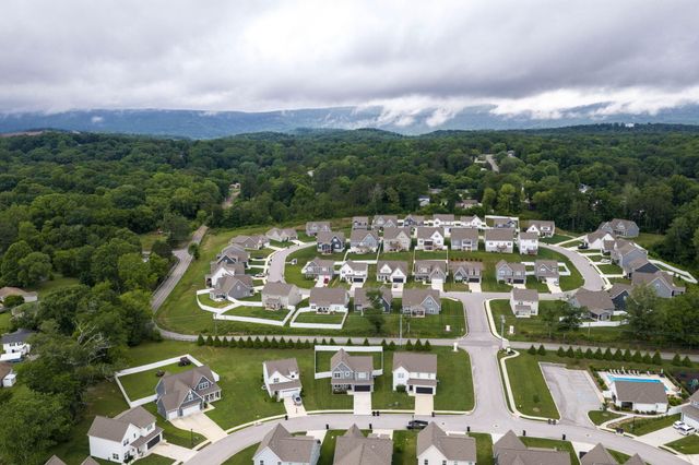 1323 Neyland Circle, Hixson, TN 37343