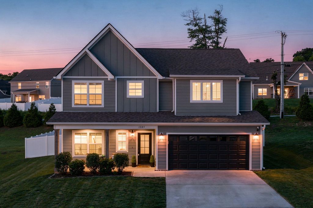 1323 Neyland Circle, Hixson, TN 37343