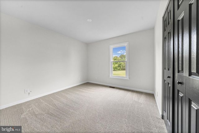 71 DORA MCMILLAN LN, North East, MD 21901