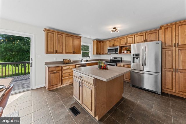 71 DORA MCMILLAN LN, North East, MD 21901