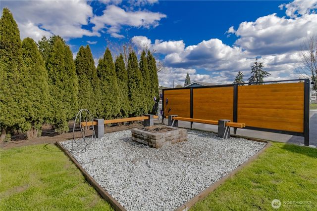 404 Factory Street SE, Orting, WA 98360