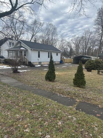 725 Gayle Avenue, Kalamazoo, MI 49048