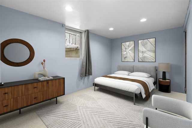 725 Gayle Avenue, Kalamazoo, MI 49048