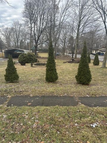 725 Gayle Avenue, Kalamazoo, MI 49048