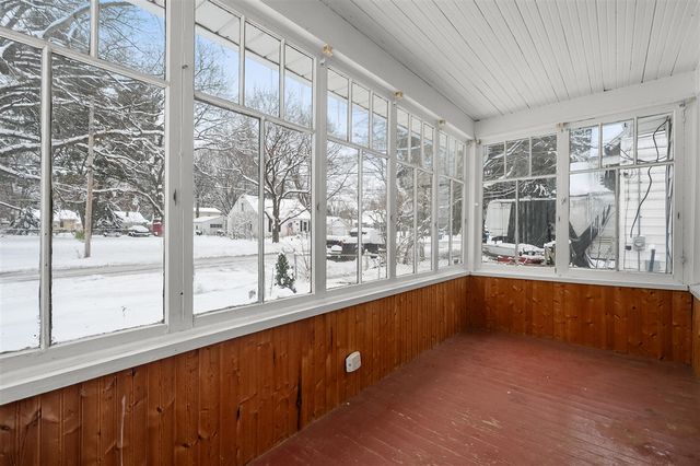 725 Gayle Avenue, Kalamazoo, MI 49048