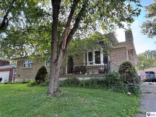 9022 Wanlou Drive, Louisville, KY 40272