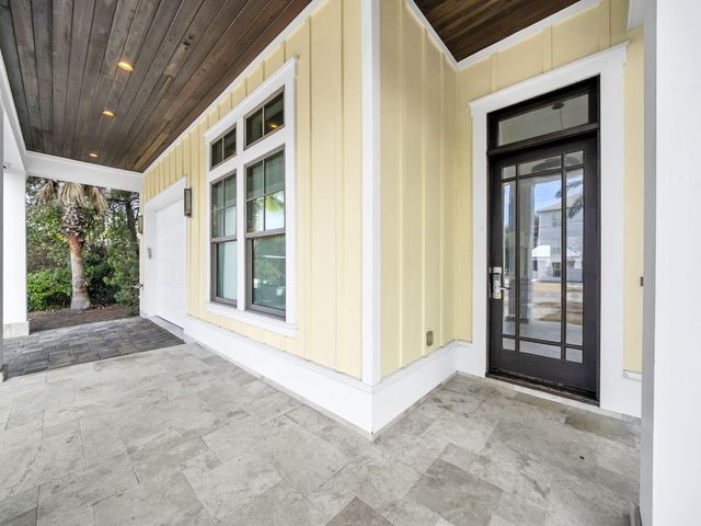 71 Dolphin Street, Destin, FL 32541