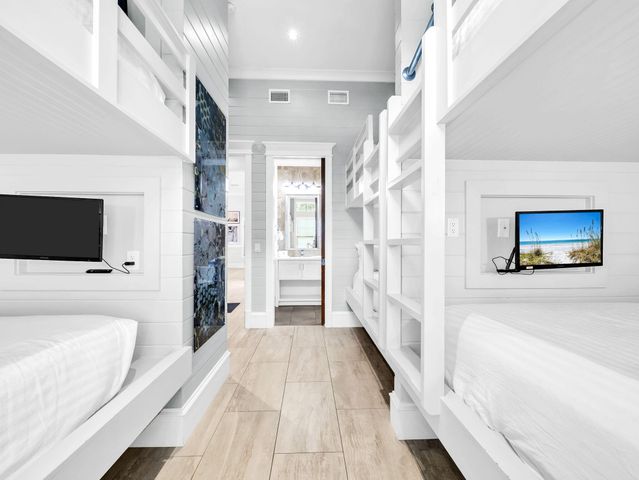 71 Dolphin Street, Destin, FL 32541