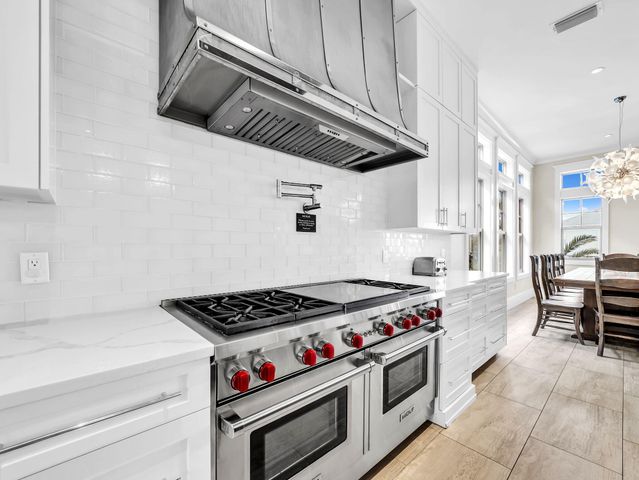 71 Dolphin Street, Destin, FL 32541