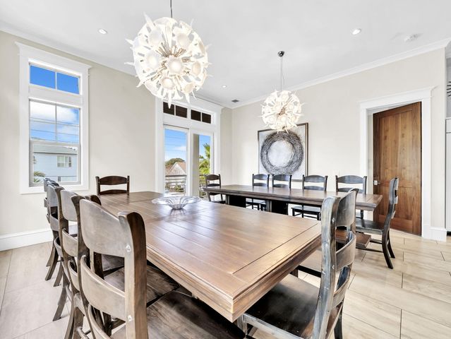 71 Dolphin Street, Destin, FL 32541