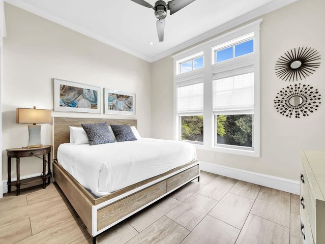 71 Dolphin Street, Destin, FL 32541