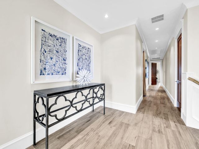 71 Dolphin Street, Destin, FL 32541