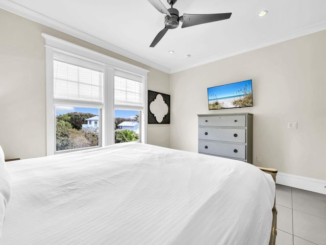 71 Dolphin Street, Destin, FL 32541