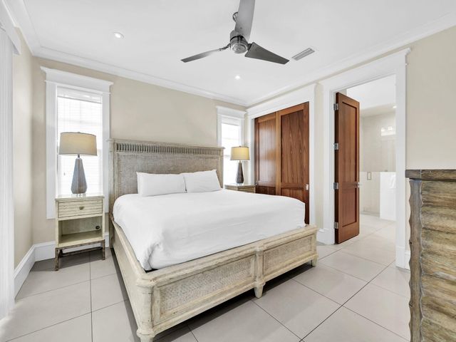 71 Dolphin Street, Destin, FL 32541