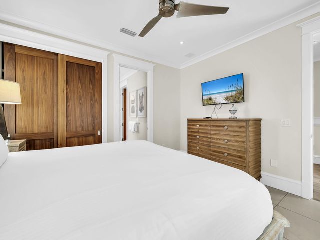 71 Dolphin Street, Destin, FL 32541