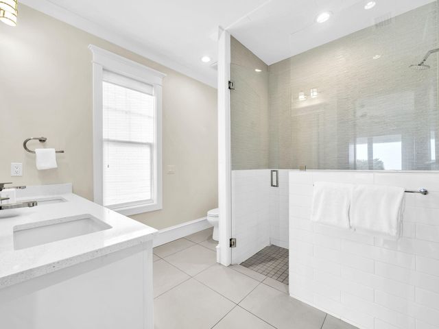 71 Dolphin Street, Destin, FL 32541