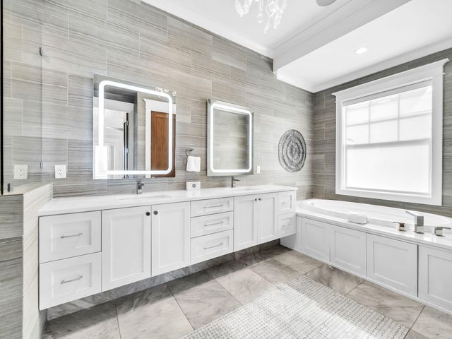 71 Dolphin Street, Destin, FL 32541