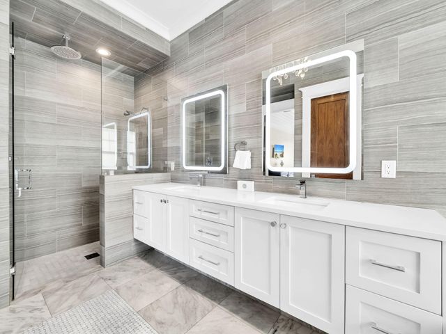 71 Dolphin Street, Destin, FL 32541