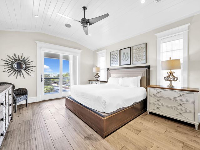 71 Dolphin Street, Destin, FL 32541