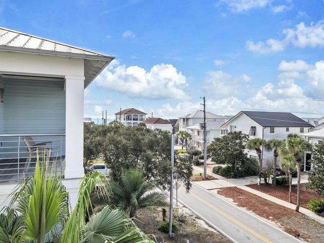 71 Dolphin Street, Destin, FL 32541