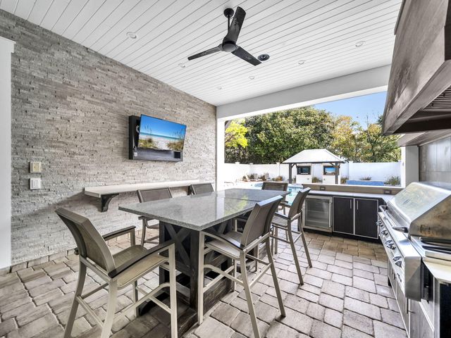 71 Dolphin Street, Destin, FL 32541