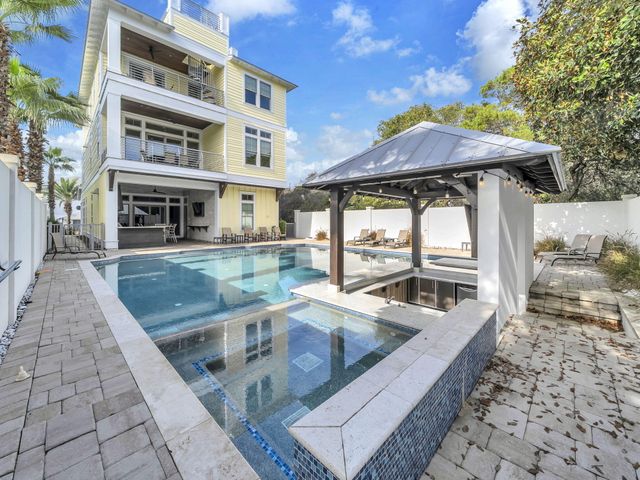 71 Dolphin Street, Destin, FL 32541