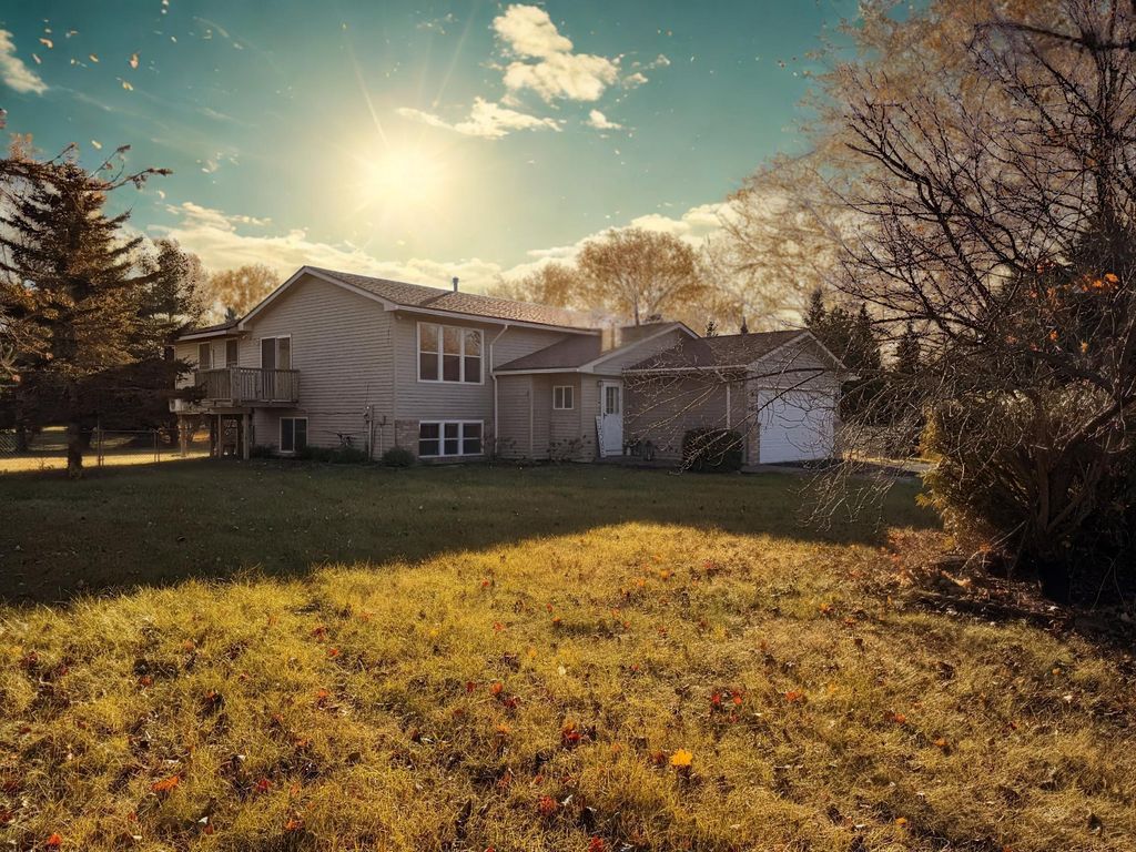 4921 Evergreen Court, North Branch, MN 55056