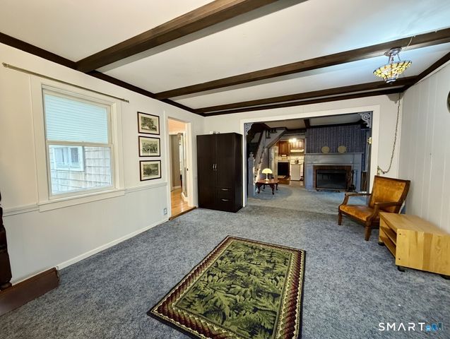 241 Niantic River Road, Waterford, CT 06385