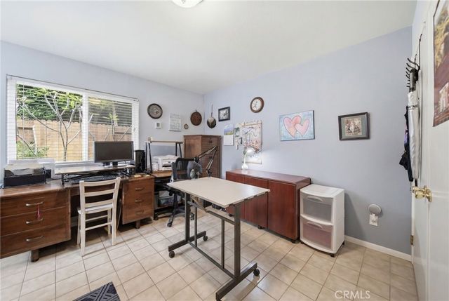 5 Deer Crk, Irvine, CA 92604