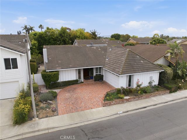 5 Deer Crk, Irvine, CA 92604