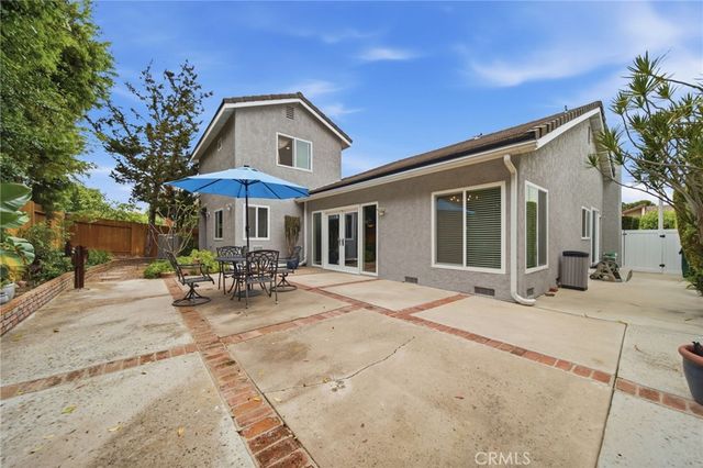 5 Deer Crk, Irvine, CA 92604