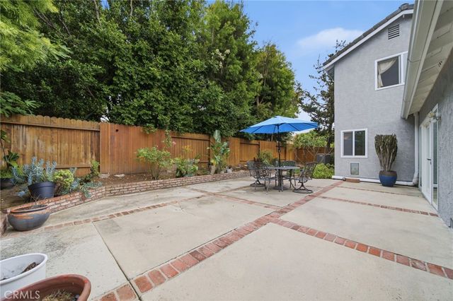 5 Deer Crk, Irvine, CA 92604